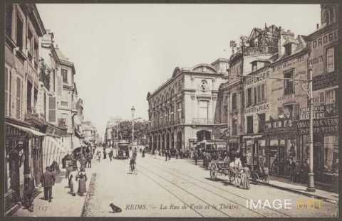 Rue de Vesle et théâtre (Reims)